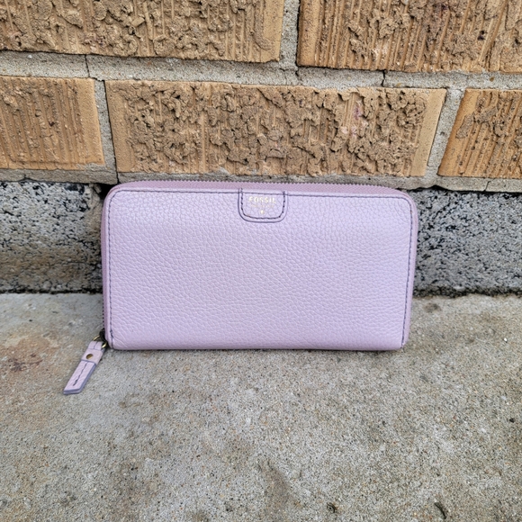 Fossil Lavender Purple Pebbled Leather Mini Zip Clutch Wallet - Picture 1 of 16